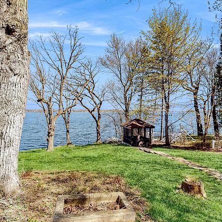 Vila Antique Lake Front Getaway- The Lake House Ripon Exteriér fotografie